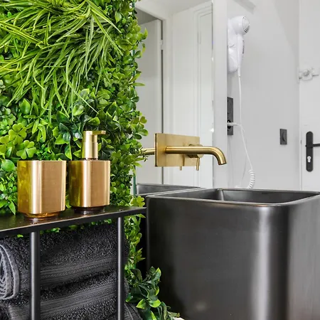Apartment Village Naturiste R4n - Mask Off Port Nature